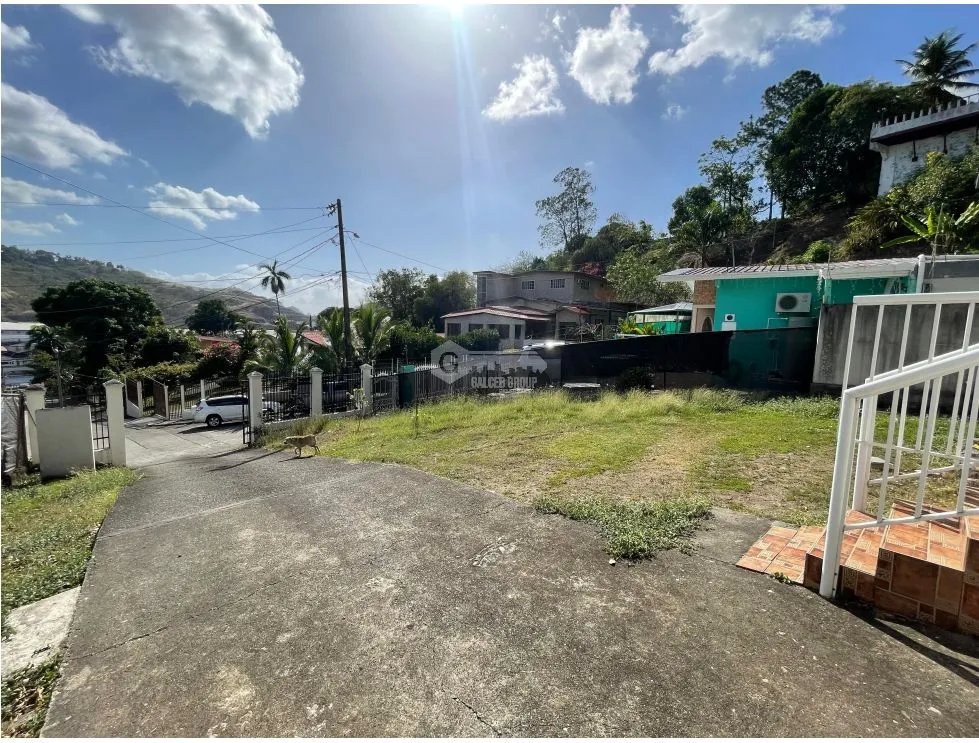 SE VENDE CASA EN SAN ISIDRO RES. CAMPO VERDE DE 3 HABITACIÓNES Y PATIO