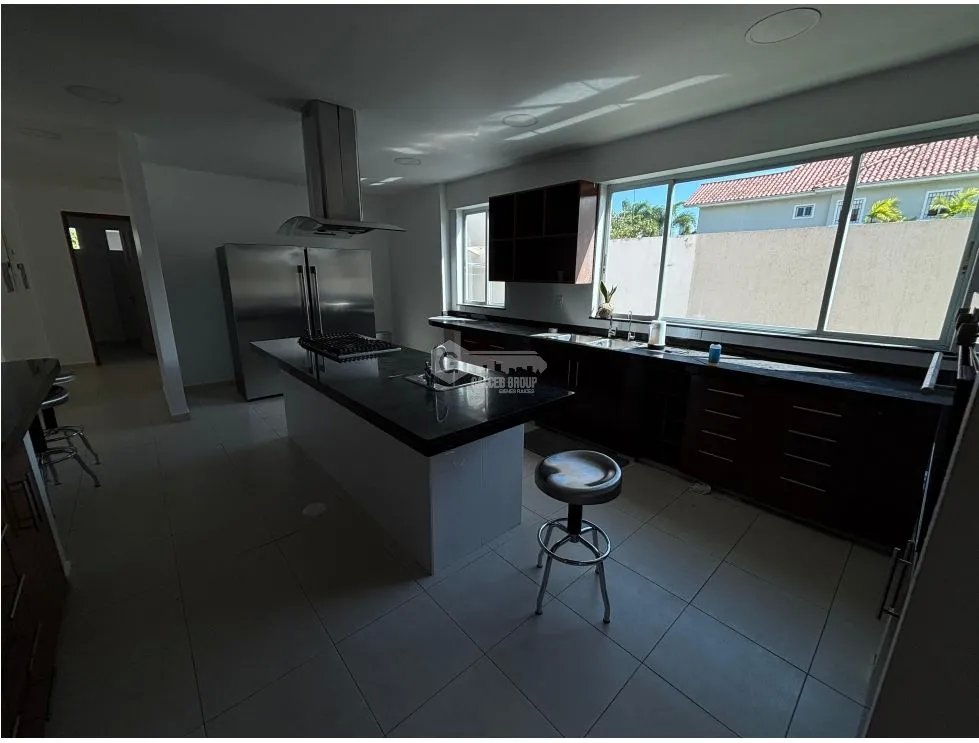 COSTA DEL ESTE / LAS MAGNOLIAS / 830M / 4 HABITACION / PATIO / PISCINA