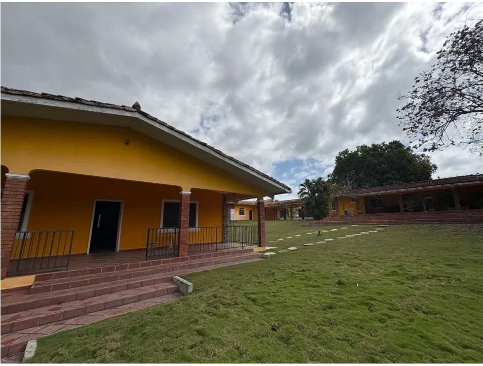 COCLE / SANTA CLARA / 8297M / 5 RECAMARAS / PISCINA / PLAYA / AG