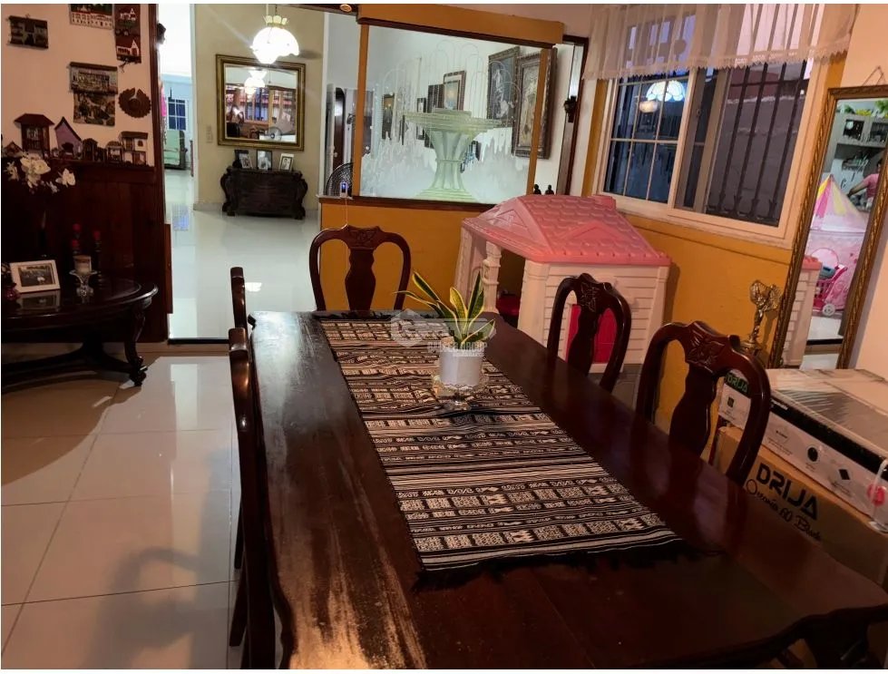 VILLA LUCRE / 330M / 4 HABITACION / 2 BAÑOS / TERRAZA / 1 PARKING