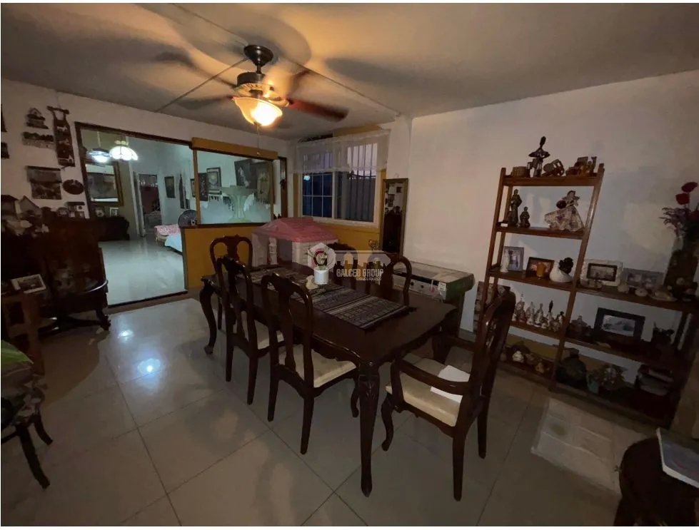 VILLA LUCRE / 330M / 4 HABITACION / 2 BAÑOS / TERRAZA / 1 PARKING