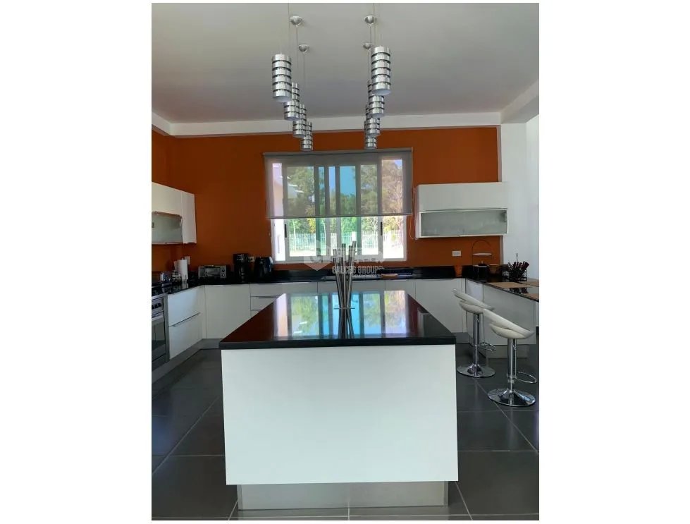 COCLE / SANTA CLARA / 11000M / 5 HABITACION / 6 BAÑOS / PISCINA / AG