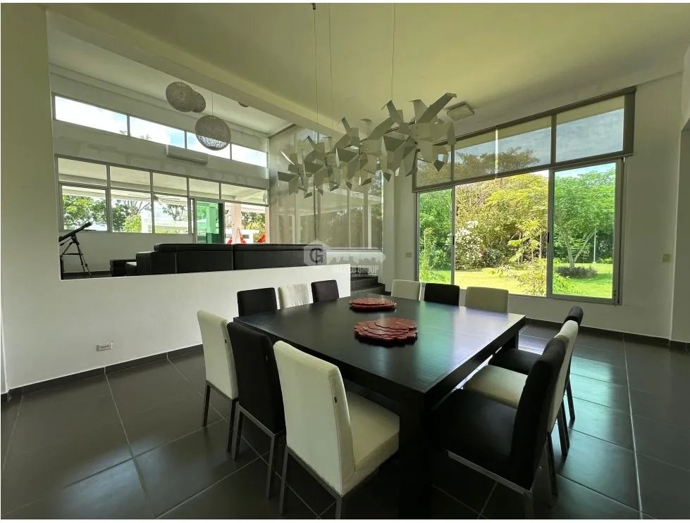 COCLE / SANTA CLARA / 11000M / 5 HABITACION / 6 BAÑOS / PISCINA / AG