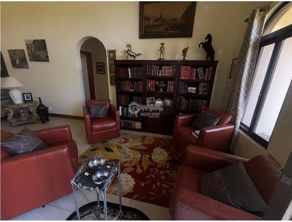 Single Family House for sale in San Carlos