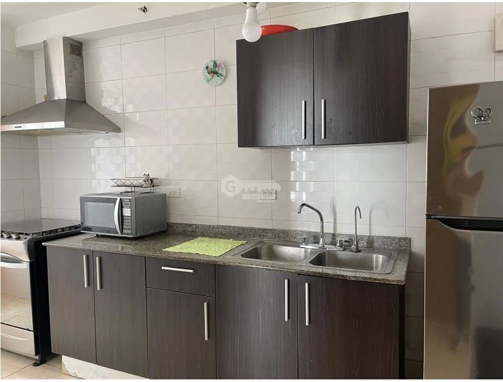 SE VENDE APARTAMENTO EN CARRASQUILLA PH METRO TOWER CON PISCINA