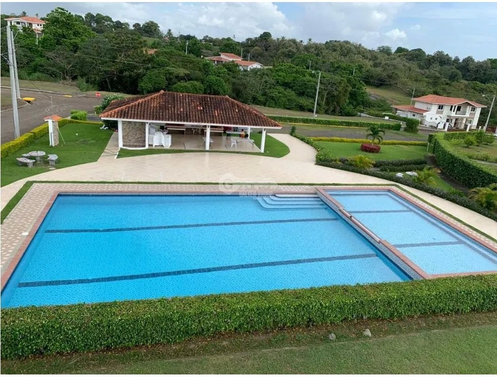 SAN CARLOS / EL VALLE VILLAGE / 1600M / AREA SOCIAL / PISCINA / AG