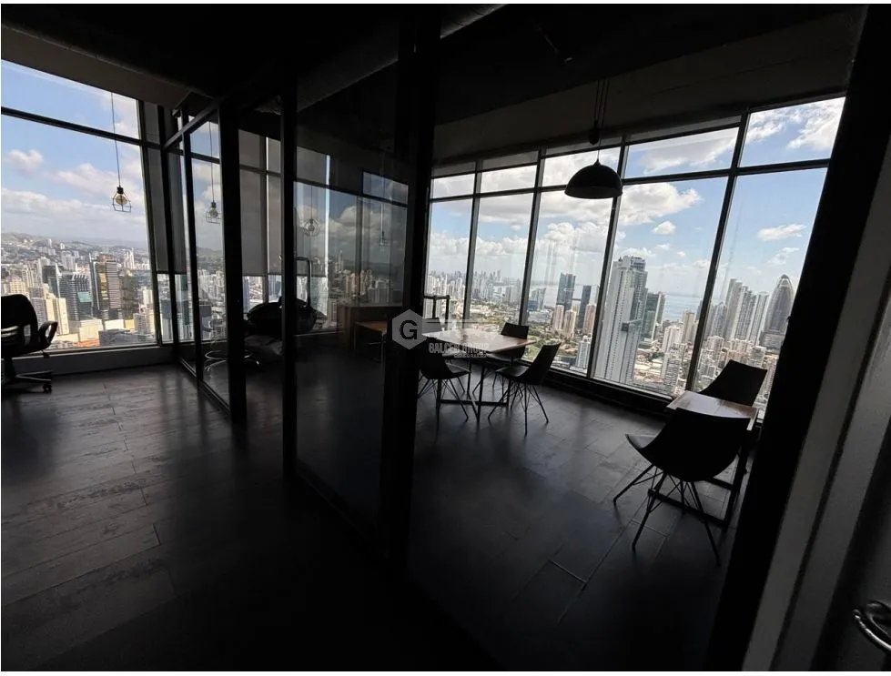 ALQUILER DE OFICINA DE 168M EN AVENIDA BALBOA TORRE BICSA AMOBLADA