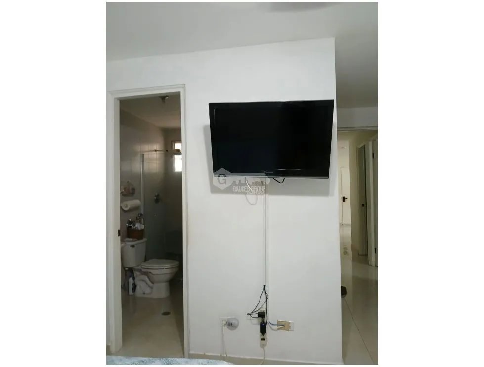 Apartment for sale in Edison Park