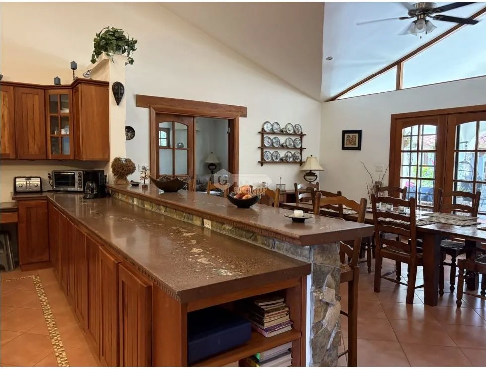 Single Family House for sale in San Carlos