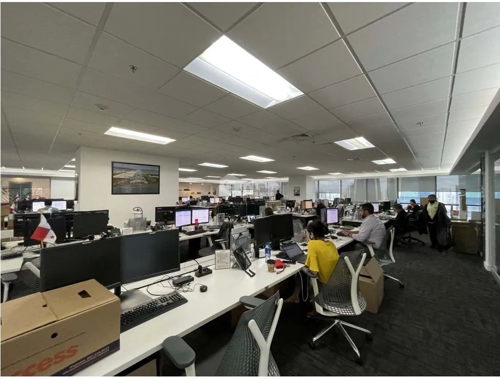 CALLE 50 / TOWER FINANCIAL CENTER / OFICINA / 990M / AMOBLADA