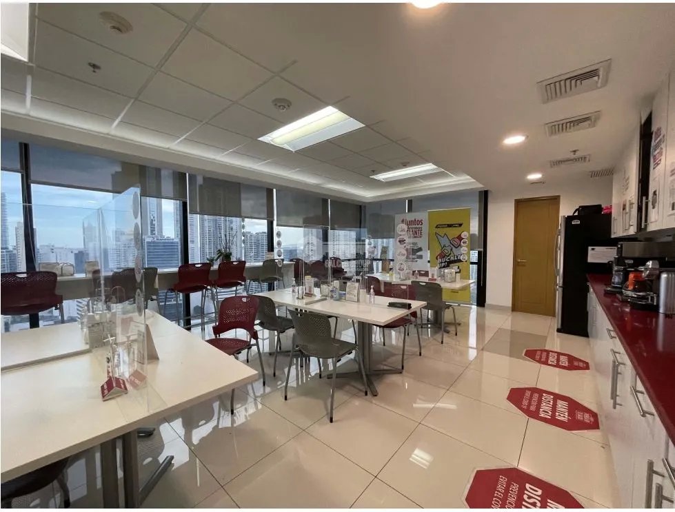 CALLE 50 / TOWER FINANCIAL CENTER / OFICINA / 990M / AMOBLADA