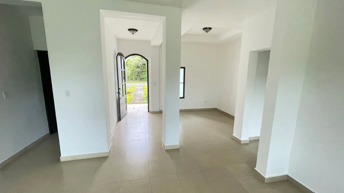 Venta de Casa de Campo y Playa en Hacienda Pacífica, San Carlos