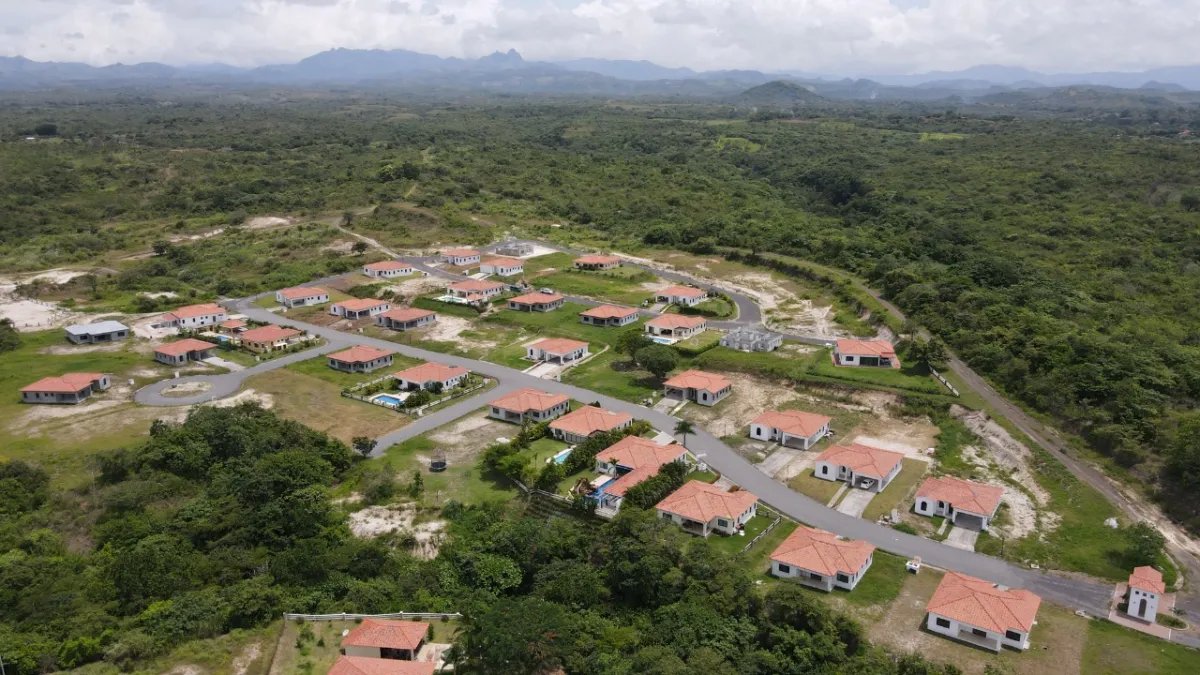 Country and Beach House for Sale in Hacienda Pacífica, San Carlos