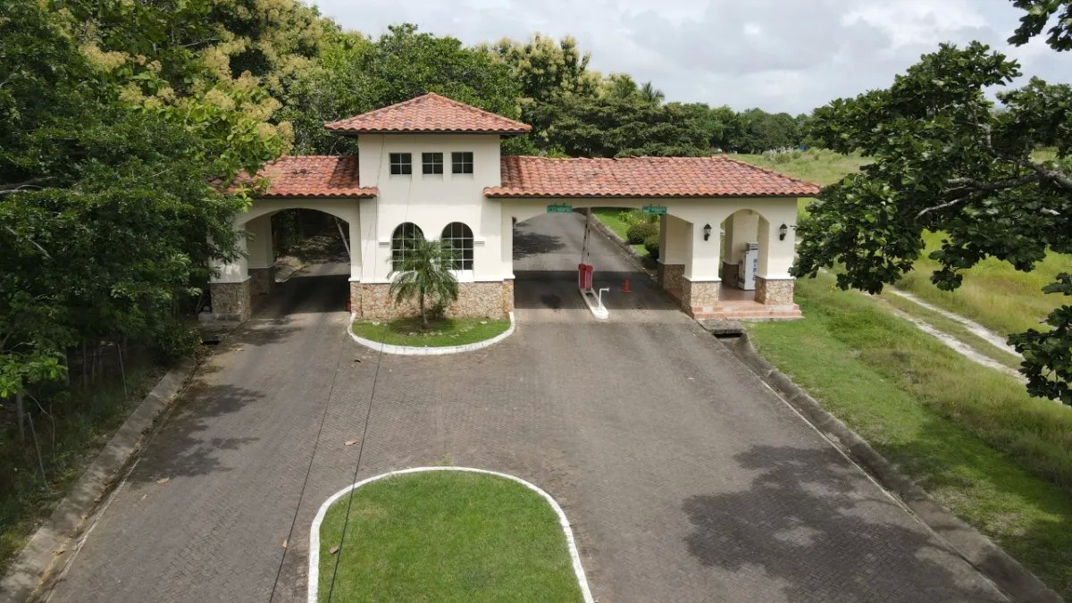 Country and Beach House for Sale in Hacienda Pacífica, San Carlos