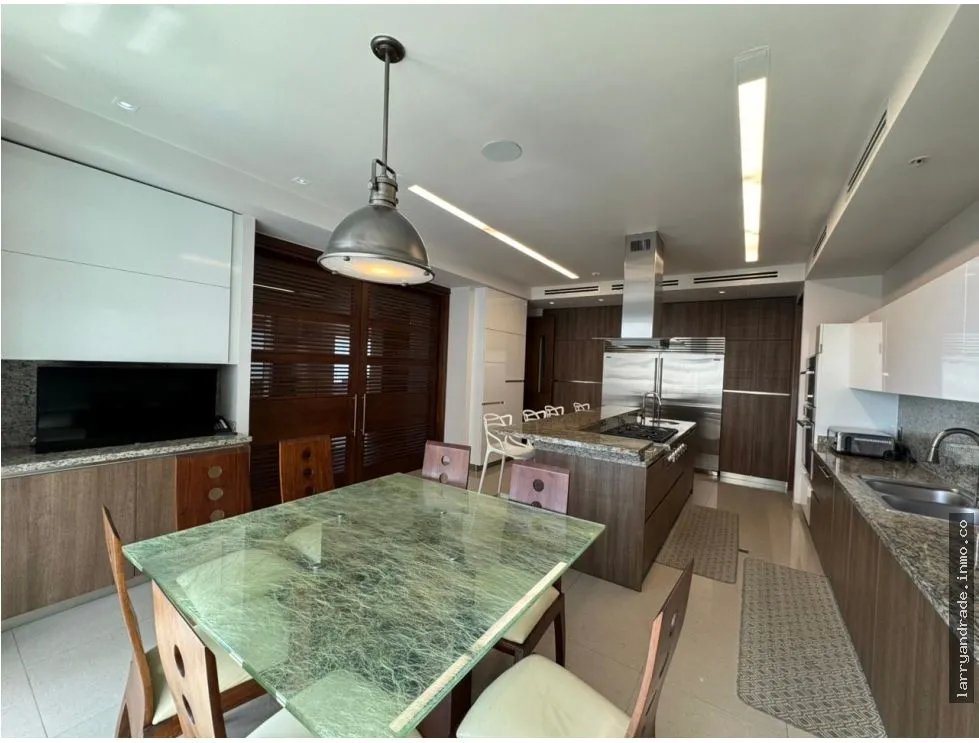 Venta de Apartamento en Costa del Este