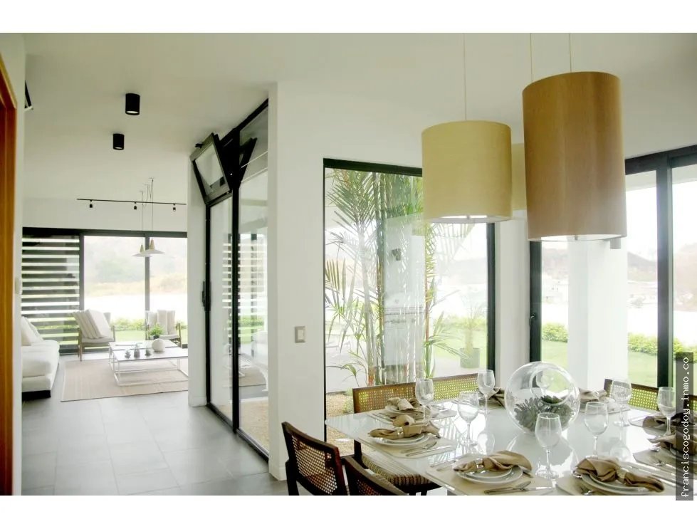 Single Family House for sale in Condado del Rey