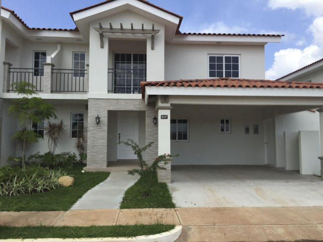 Estrene linda casa modelo marsella en venta en versalles costa sur ep -  P41527 | InmoPanama