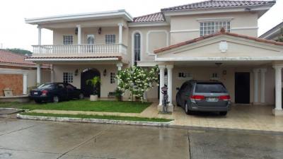 44913 - Ancon - houses - royal country