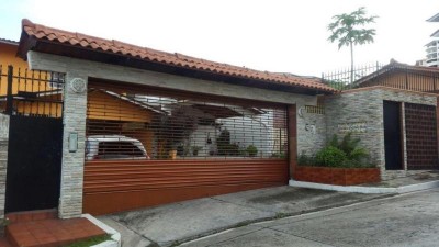 61256 - Altos de panama - houses