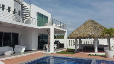 74428 - Nueva gorgona - casas